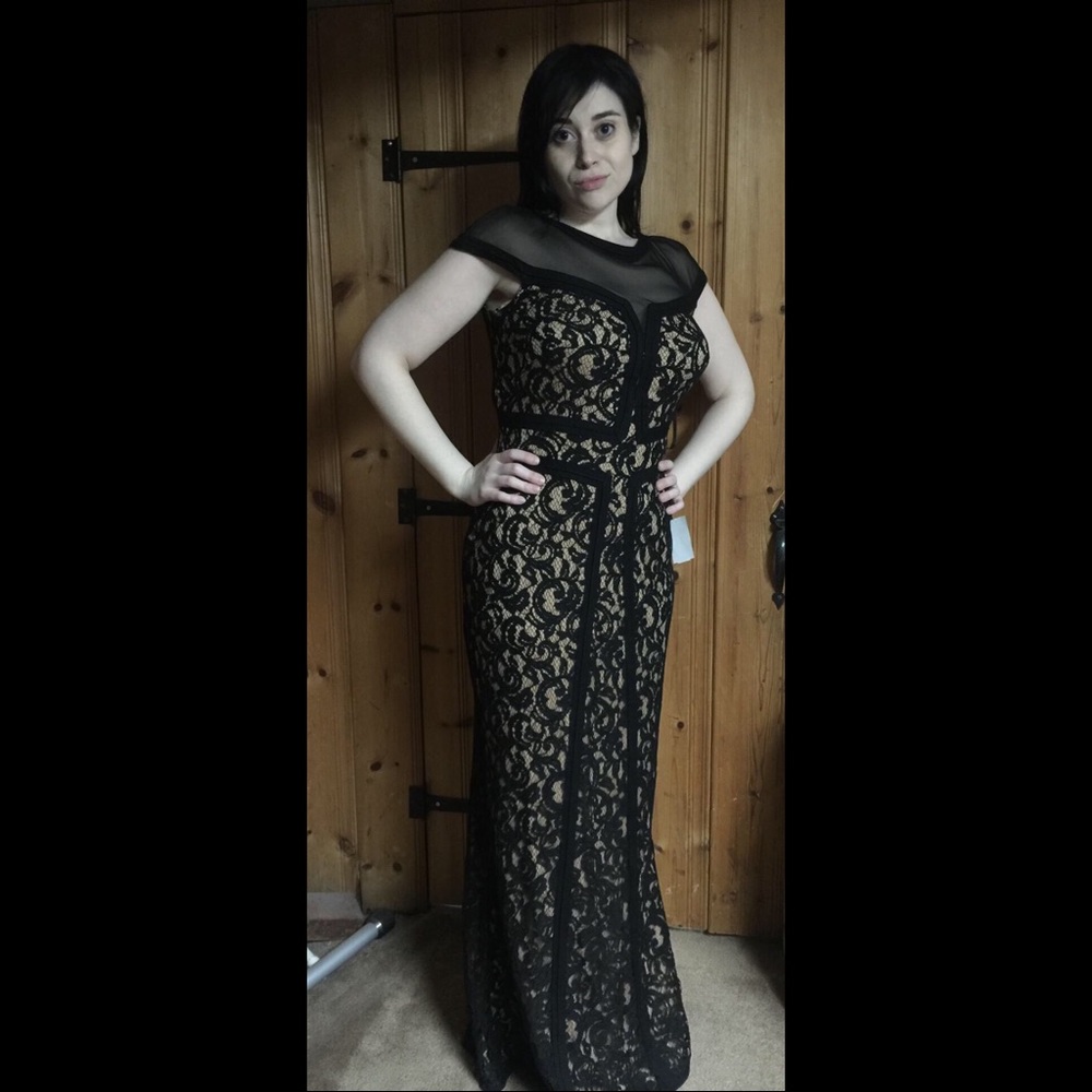 NWT Tadashi Shoji Black & Nude Formal Gown—Class Reunion, Summer Weddings & More